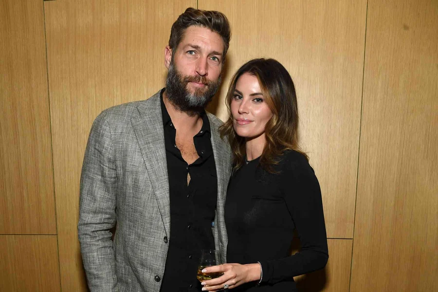 Samantha Robertson Age